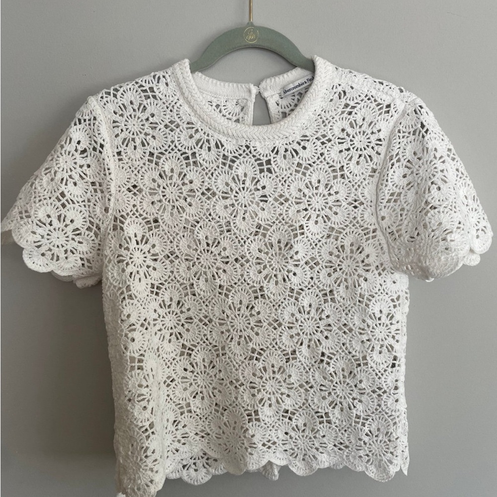 Abercrombie & Fitch White Floral Lace Blouse